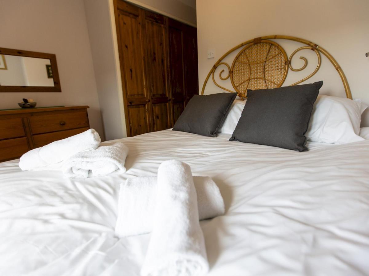 Pass The Keys Cosy Cottage With Views Over The Shropshire Hills Лъдлоу Екстериор снимка