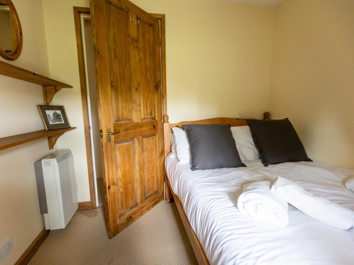 Pass The Keys Cosy Cottage With Views Over The Shropshire Hills Лъдлоу Екстериор снимка