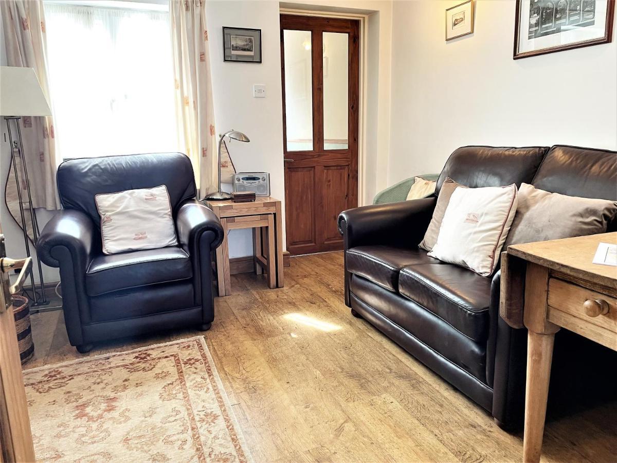Pass The Keys Cosy Cottage With Views Over The Shropshire Hills Лъдлоу Екстериор снимка